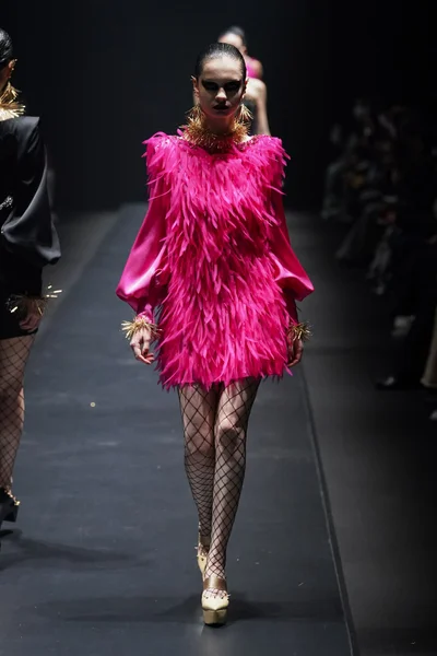 Look 37